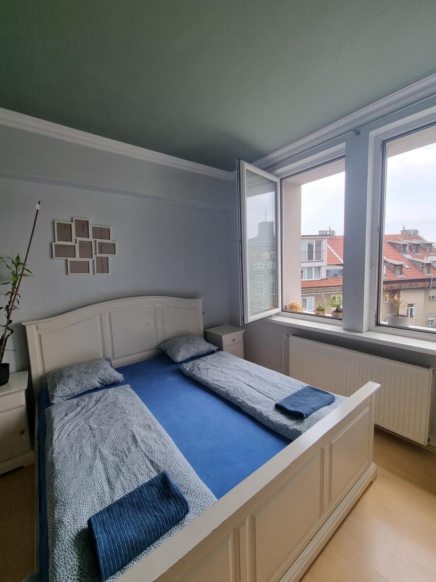 Apartment Big 4 Huge Pressburg