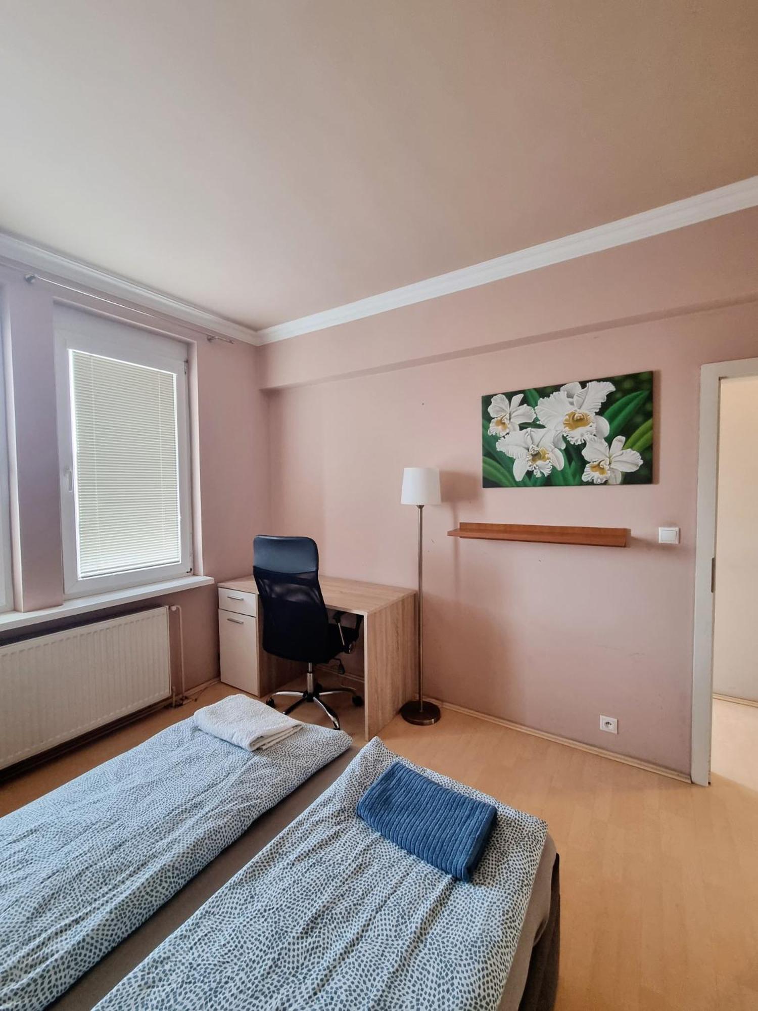 Big 4 Huge Apartmán *